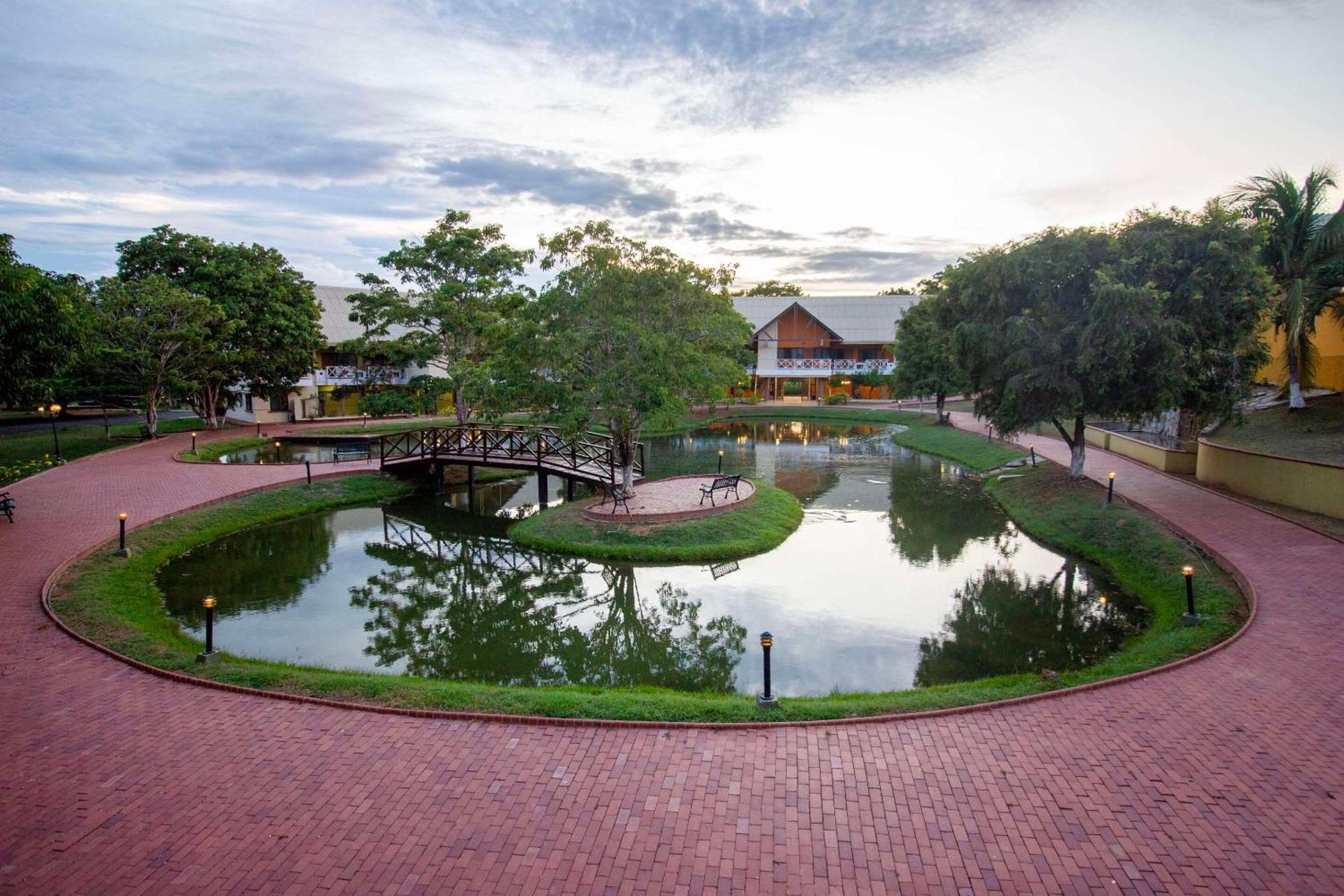 Hotel Faranda Guayacanes, A Member Of Radisson Individuals Chitré Buitenkant foto